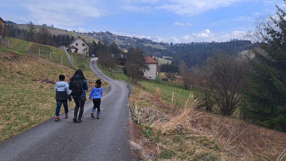 Jdeme na trojmezí, vzadu Polsko