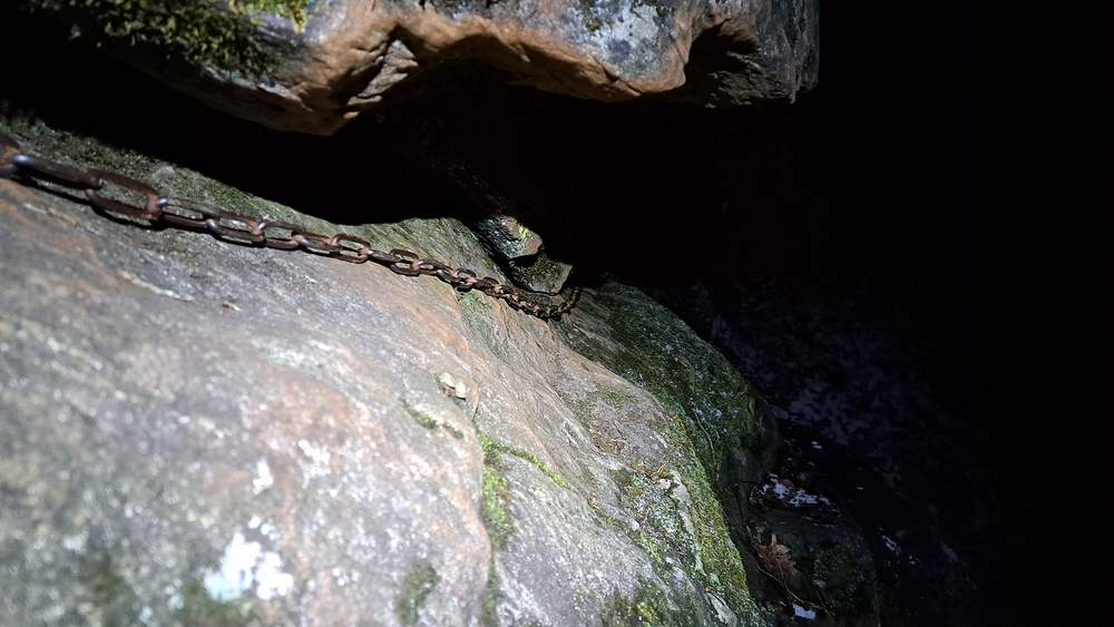 Tady řetěz nechali