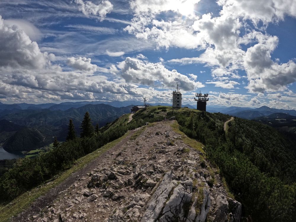 Od vrcholového kříže