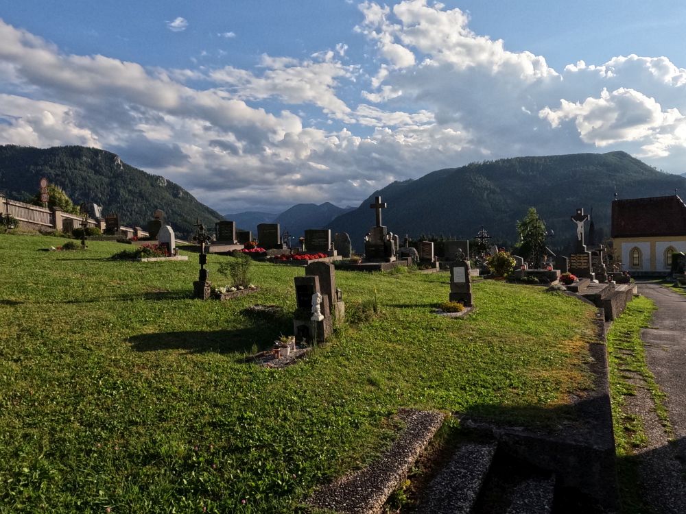 Hřbitůvek v horách