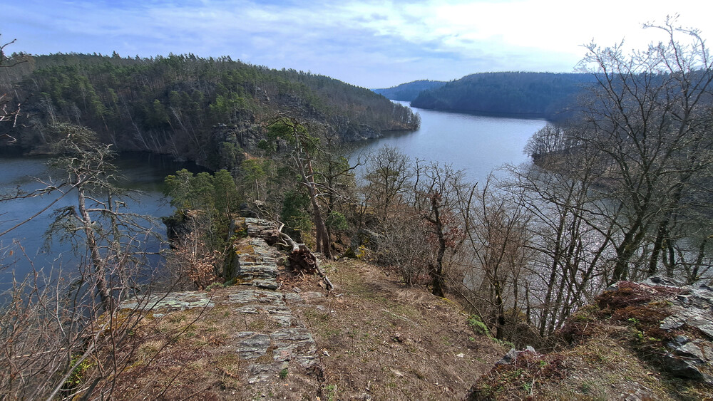 Výhled z Kozlova na naší trasu