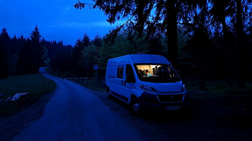 Druhá noc hluboko v Orlických lesích