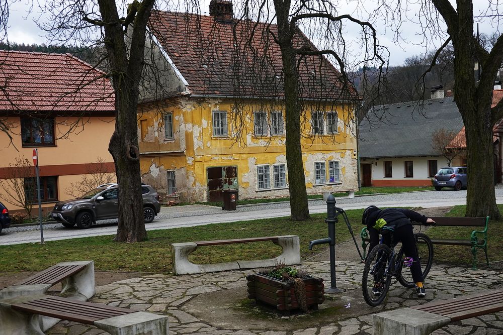 Židovské nám. v Lomnici