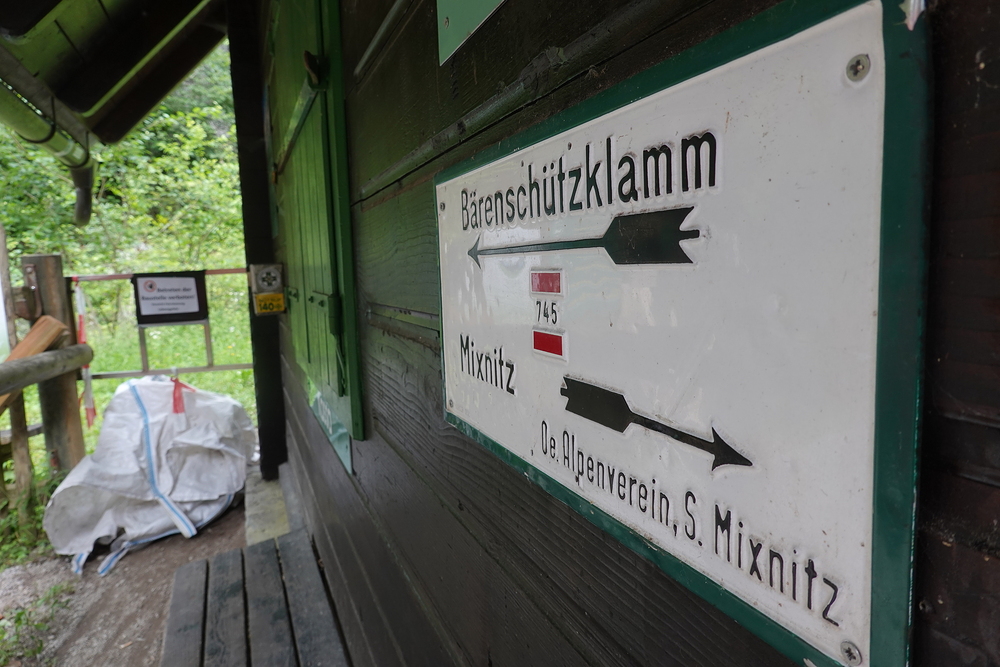 Zavřená medvědí soutěska