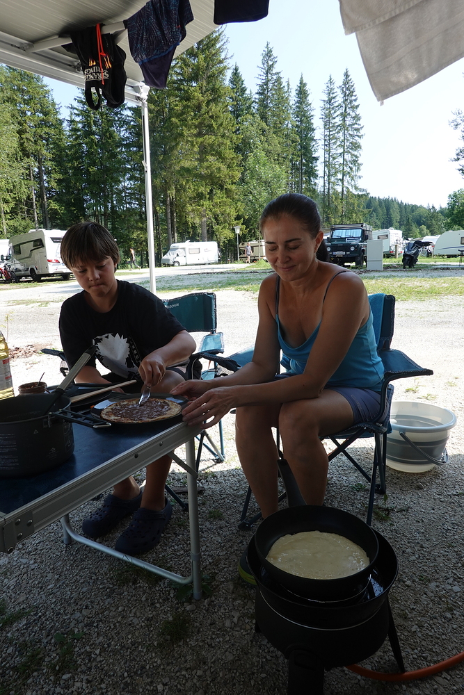 Ranní palačinky s nutelou