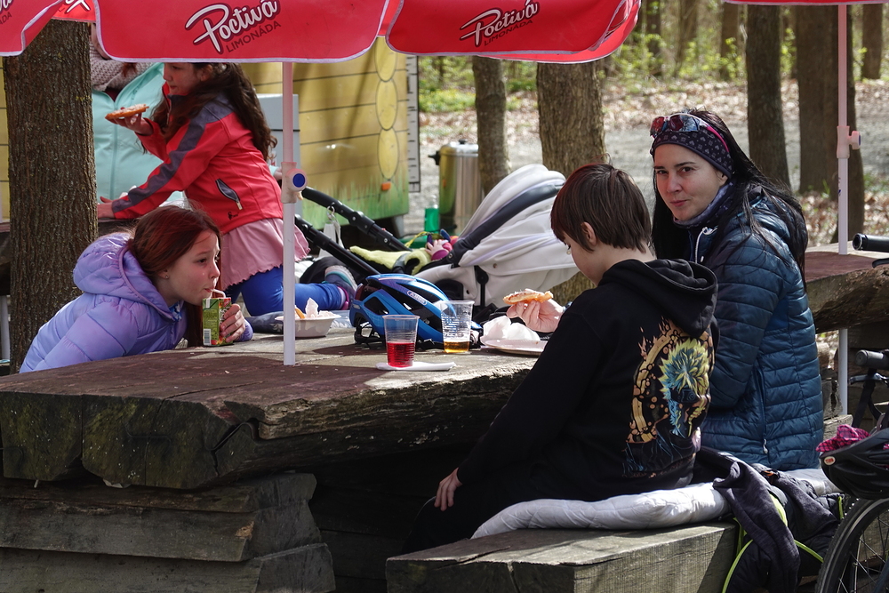 Tradiční langoše u Janova hradu