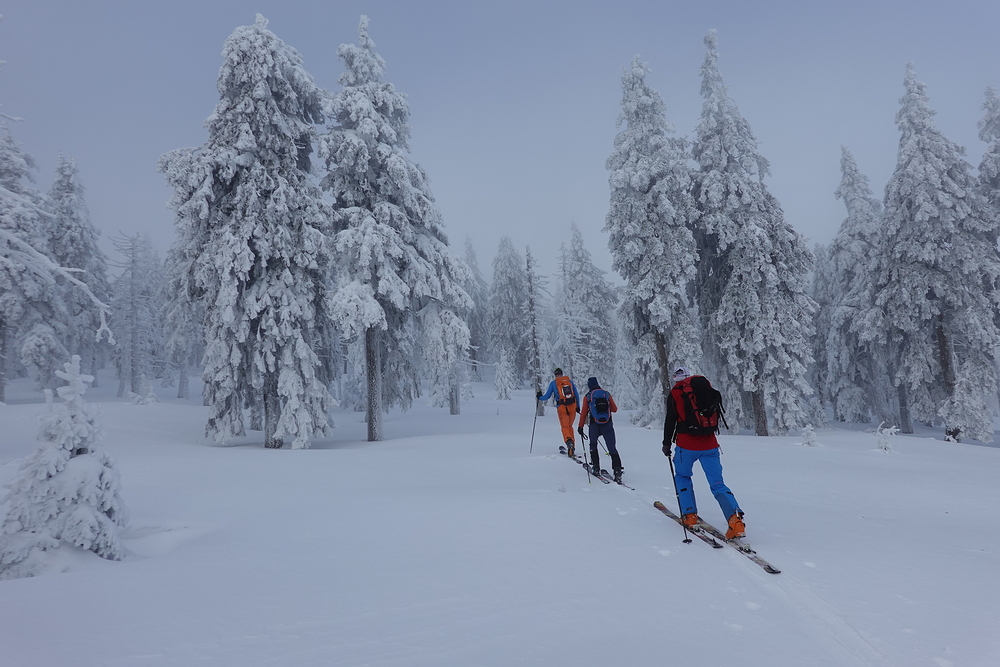 Nad sedlem jsou mraky