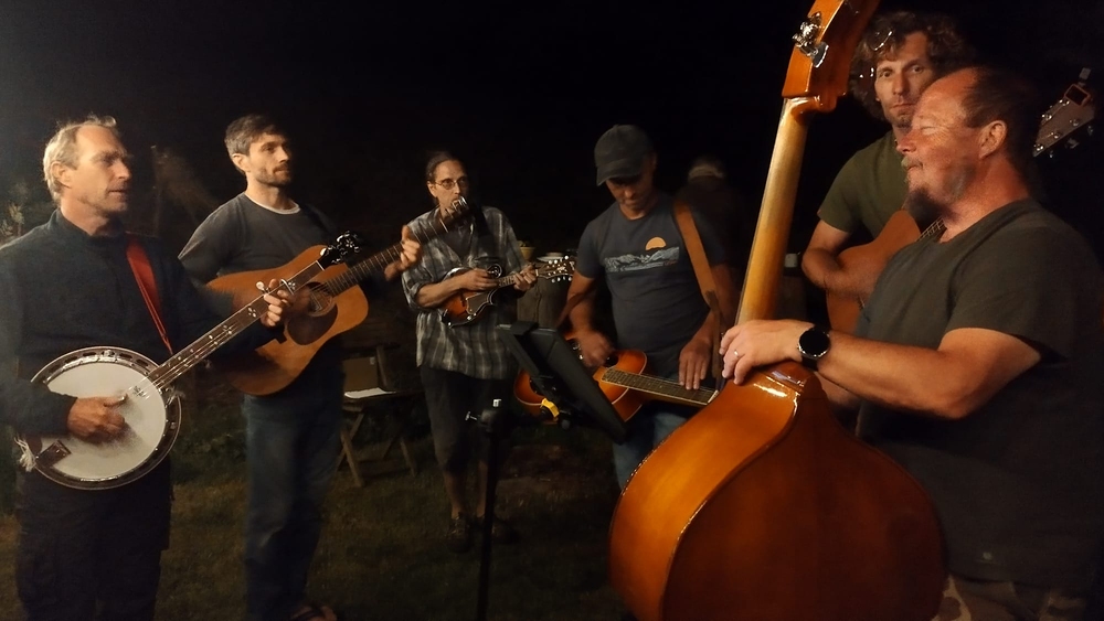 Hrajeme v plné sestavě