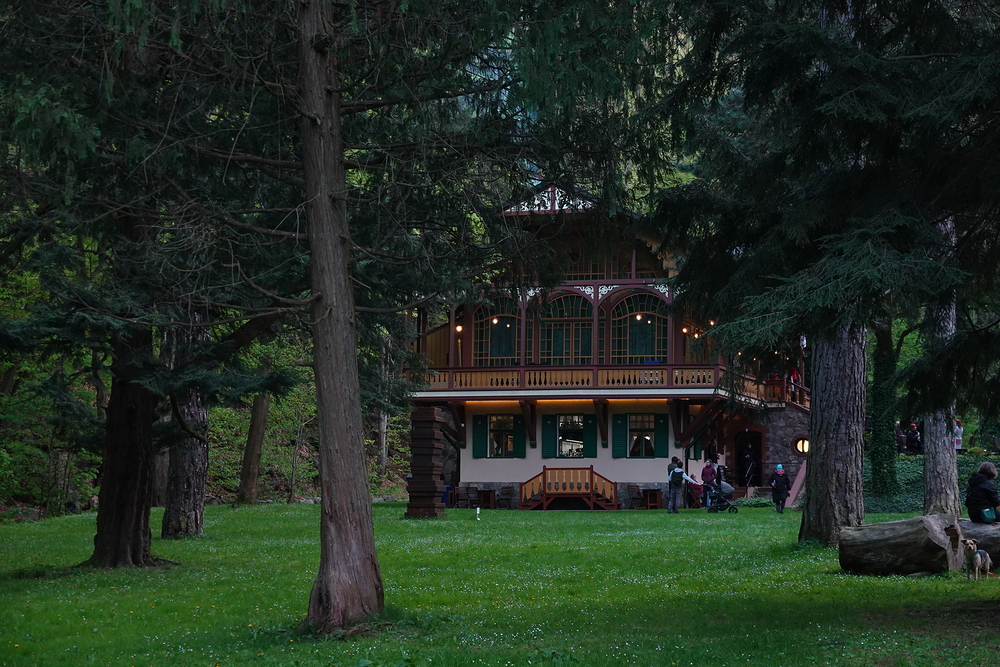 Tančírna na obzoru