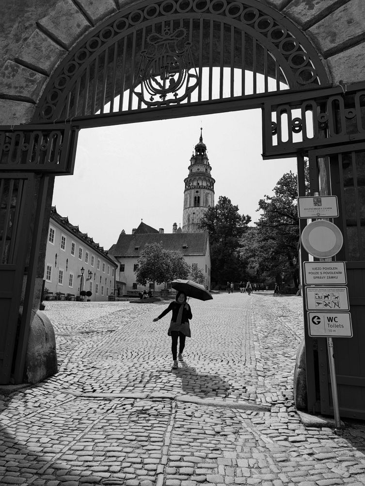 Deštník nebo slunečník, obojí se hodí