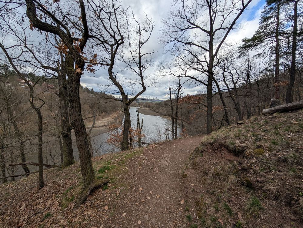 V neděli na kole kolem přehrady