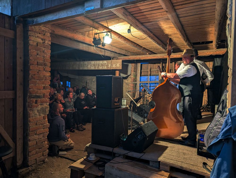 Luboš a Early Times