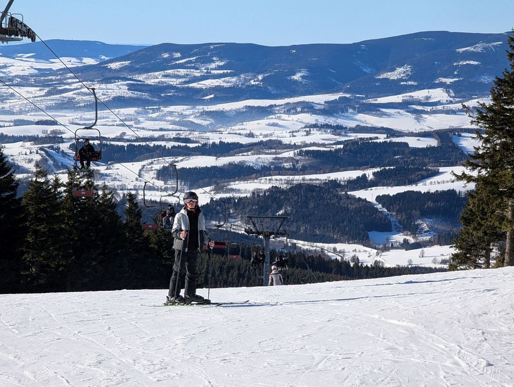 Pohled z Šeráku k Paprsku