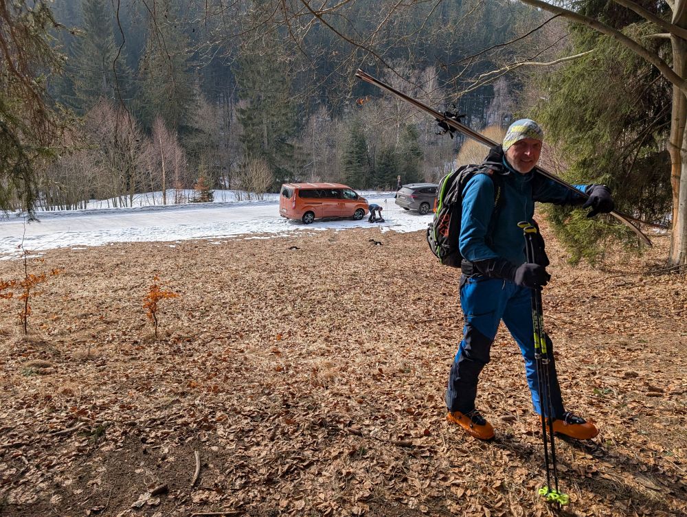 Laďa a dole Vlasáč