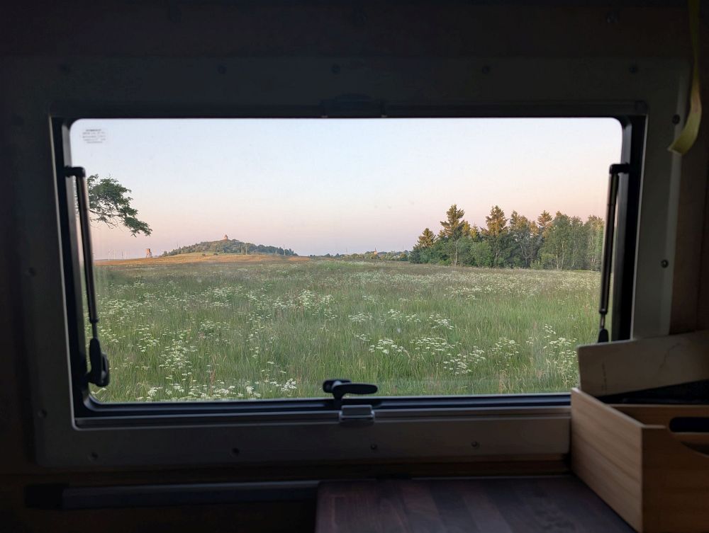 Výhled na Měděnec před usnutím