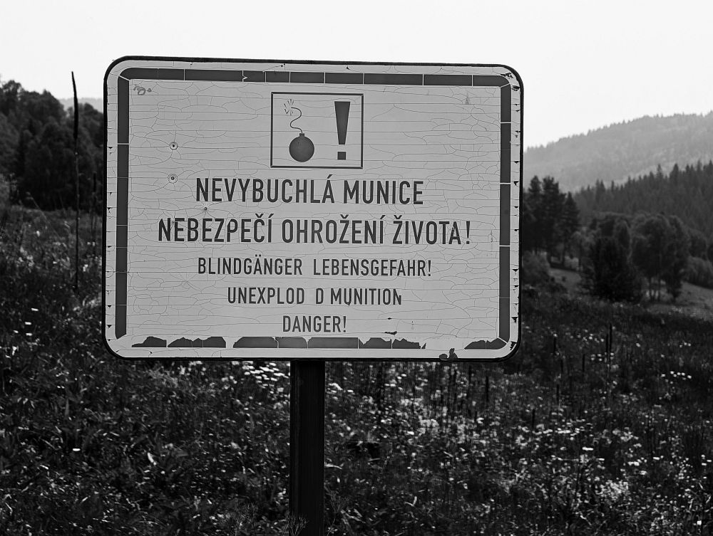 Kolem cesty k bývalým Stodůlkám