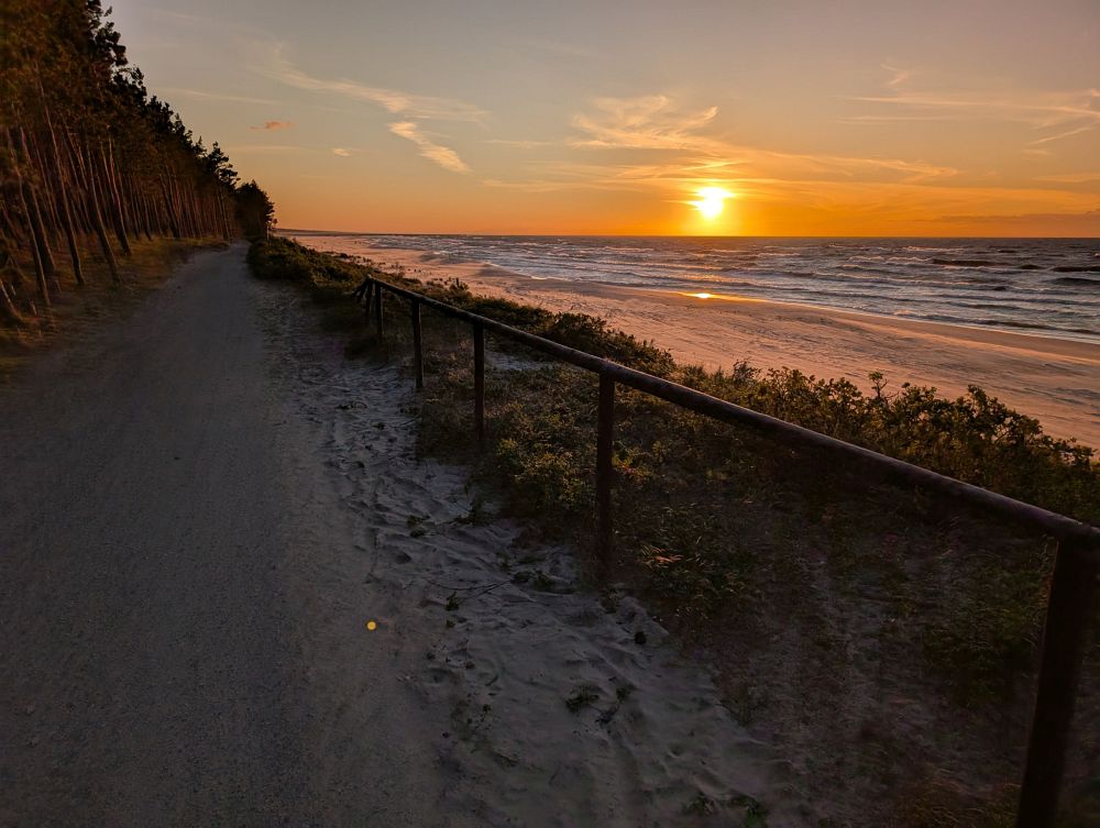 Za chvíli bude zapadat