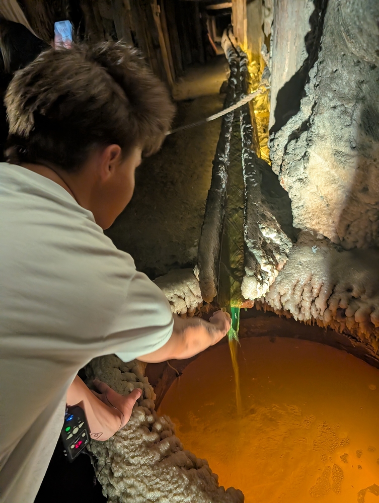 Voda slaná tak, že už se více soli nerozpustí