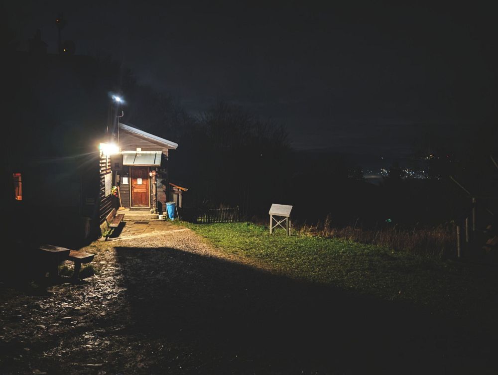 Turistická chata Ostrý