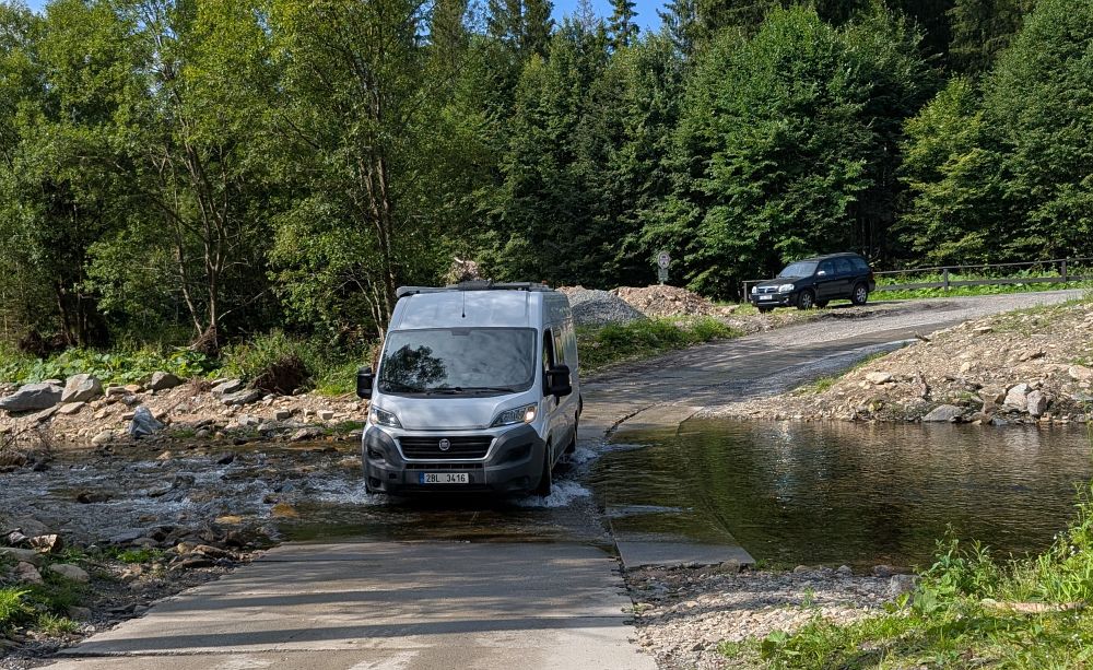 Teď se jezdí takhle