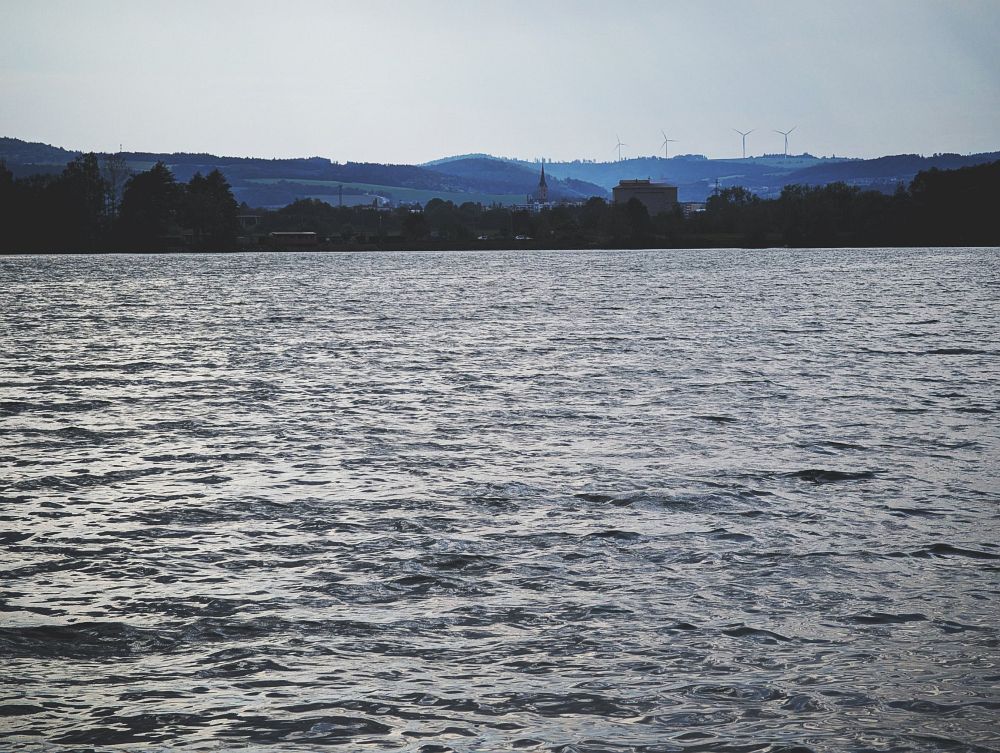 Mohelnice přes Moravičanské jezero