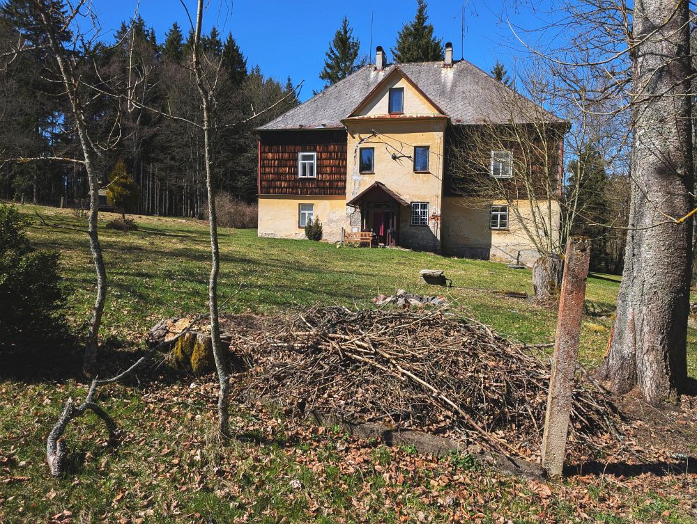 Stará hájovna v Lánech