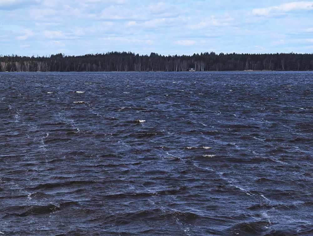 Velké Dářko v silném větru